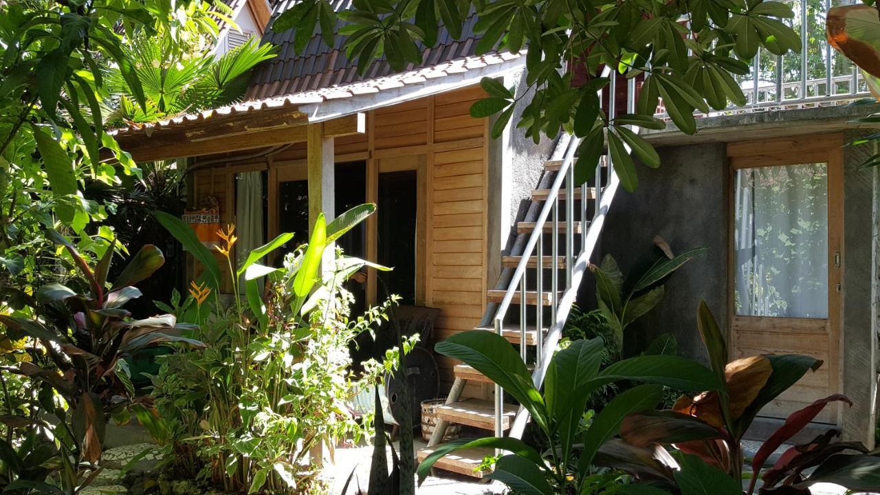 Segara Urip Apartment Negara  Ngoại thất bức ảnh